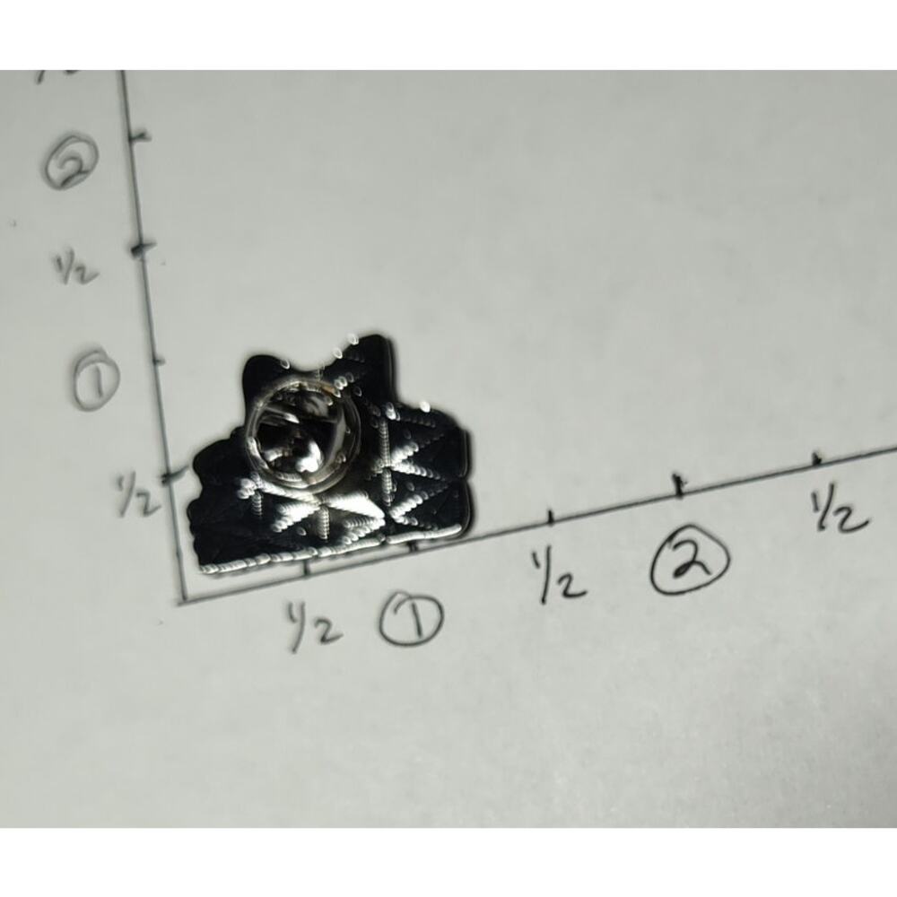 Funny Cat Pin Quote Dogs Have Owners Cats Have Staff Kitty Lapel Hat Brooch - Picture 2 of 2